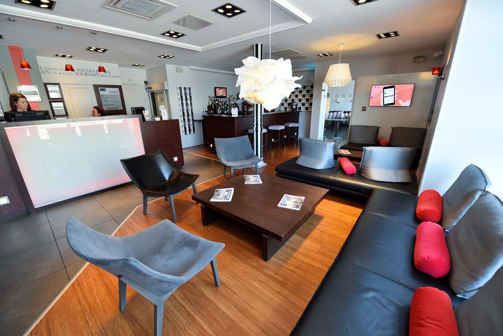 Hotel Kyriad Gare