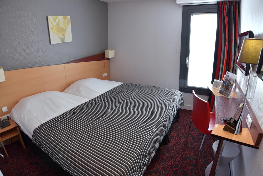 Hotel Kyriad Gare